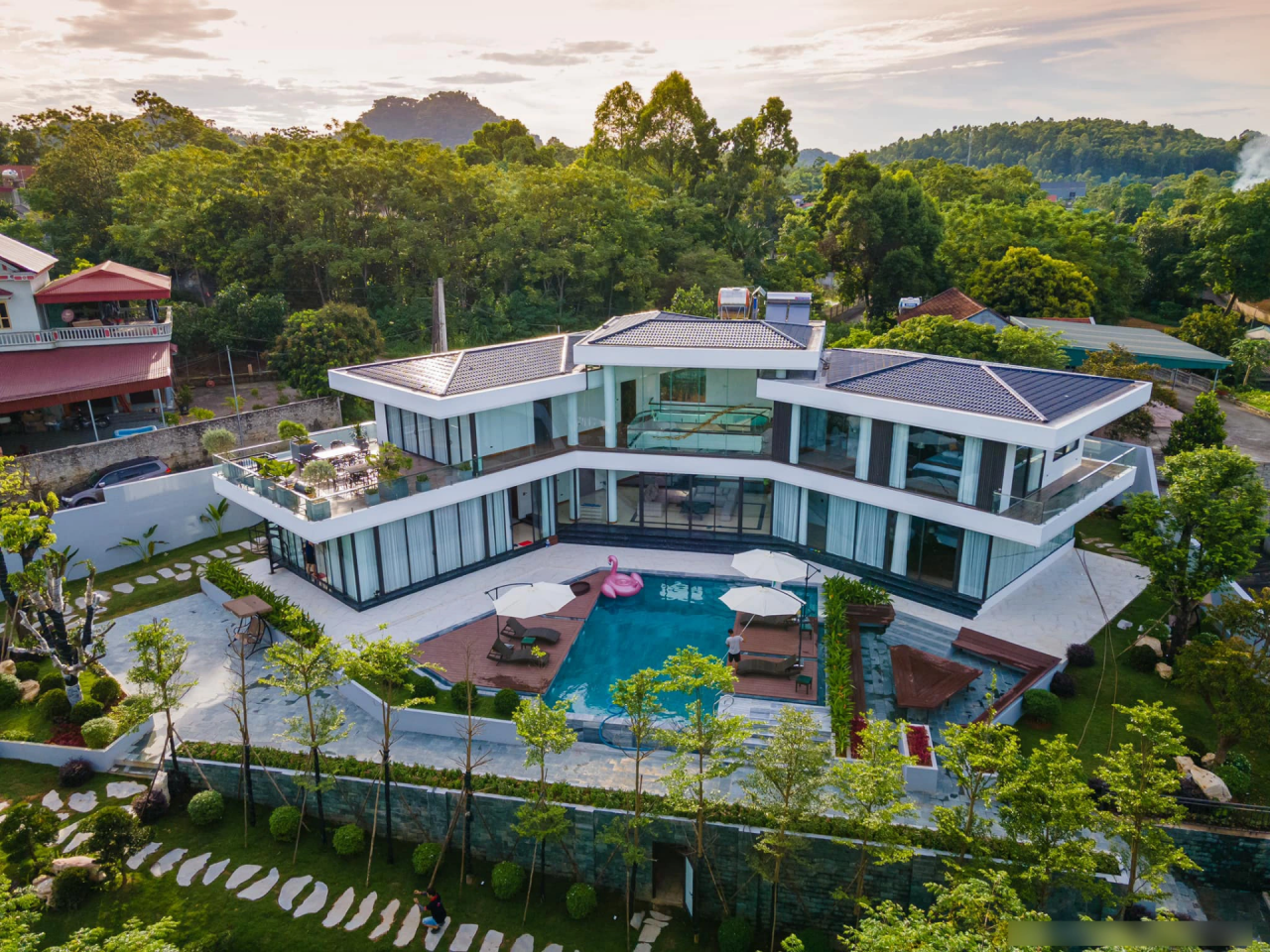 Con gái mua 2.000m2 đất để xây biệt thự nghỉ dưỡng tặng bố mẹ ở Phú Thọ